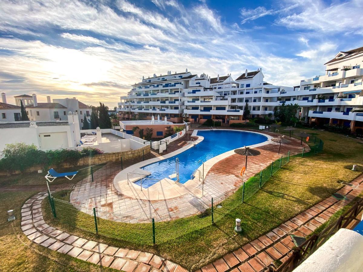 Beautiful New Apartment With Sea View Castillo de Sabinillas Eksteriør billede